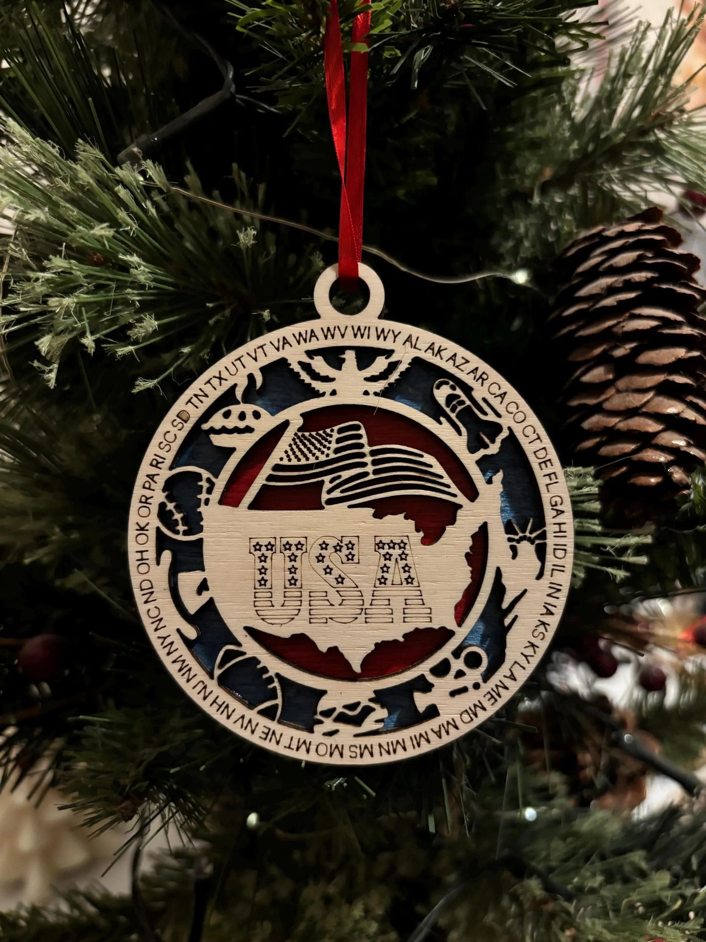 Wooden USA - tree ornament - Flag