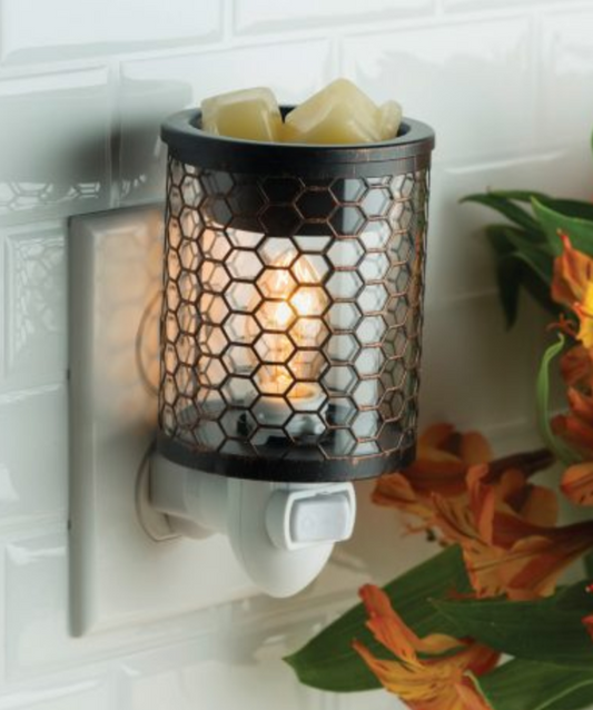 Chicken Wire Vintage Bulb Pluggable Fragrance Warmer