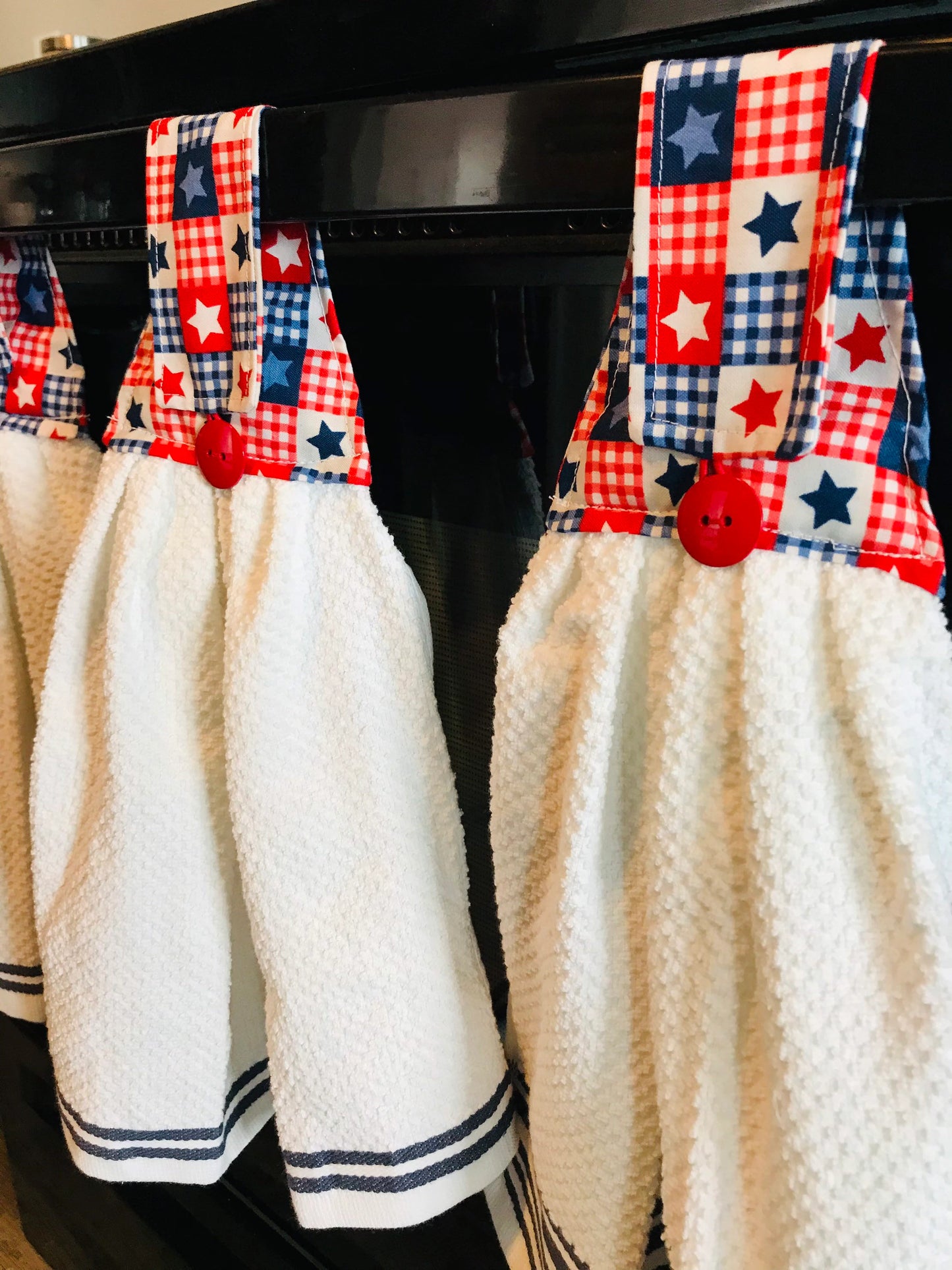 Hanging Kitchen Towels - USA