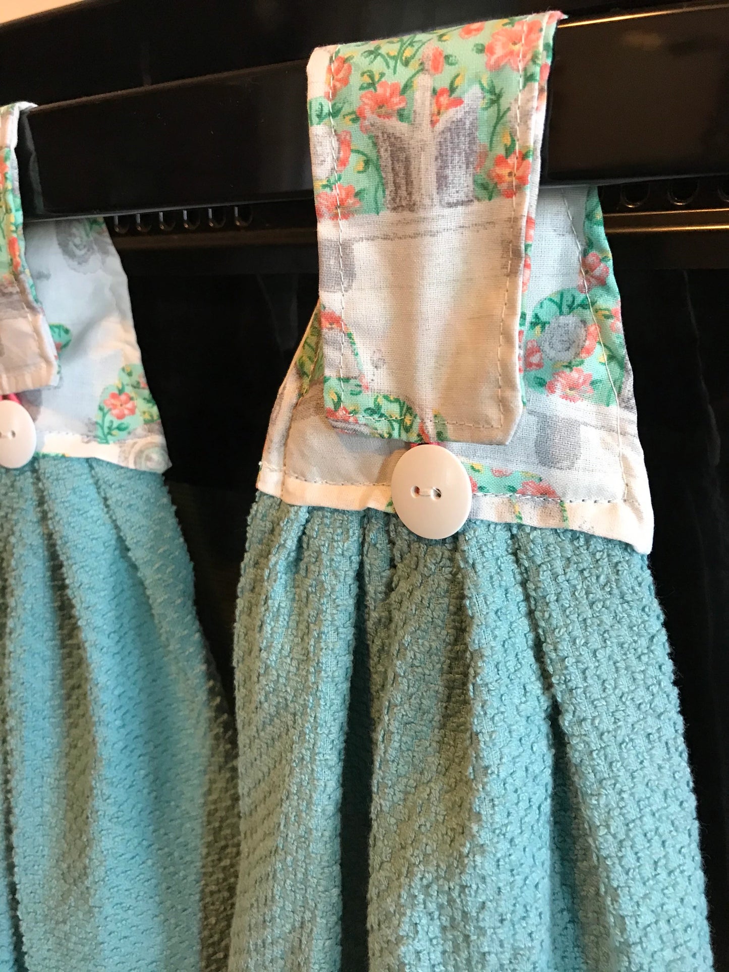 Hanging Kitchen Towels - Spring truck