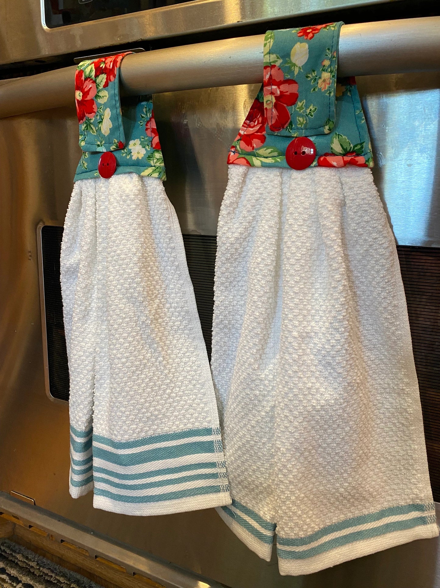 Hanging Kitchen Towels - Pioneer Woman